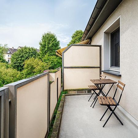 Smart Home - Essen - Perfect For 5 Guests! Central - Balcony - Netflix - Free Parking Zone Exterior photo